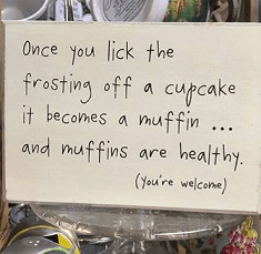 Cupcake to Muffin_Extreme Delights.png