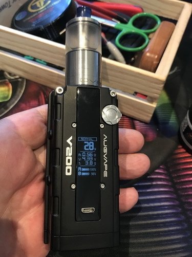 AugVape 008.JPG