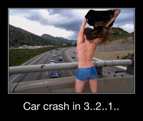 car-humor-funny-crash-in-3-2-1-girl-flashing.jpg