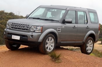 2011_Land_Rover_Discovery_4_SDV6_SE_wagon.jpg