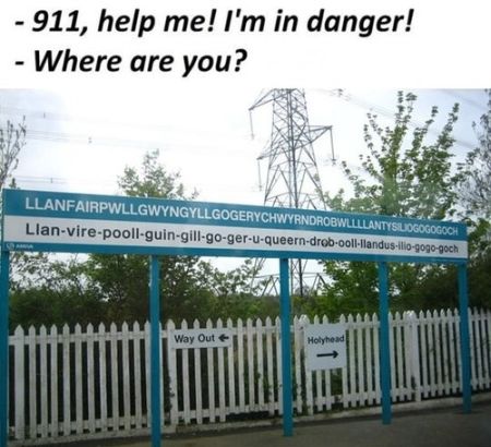 34-911-help-me-I-m-in-danger-funny.jpg