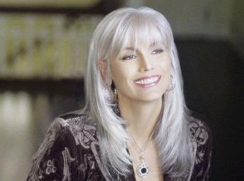 Emmylou Harris.jpg